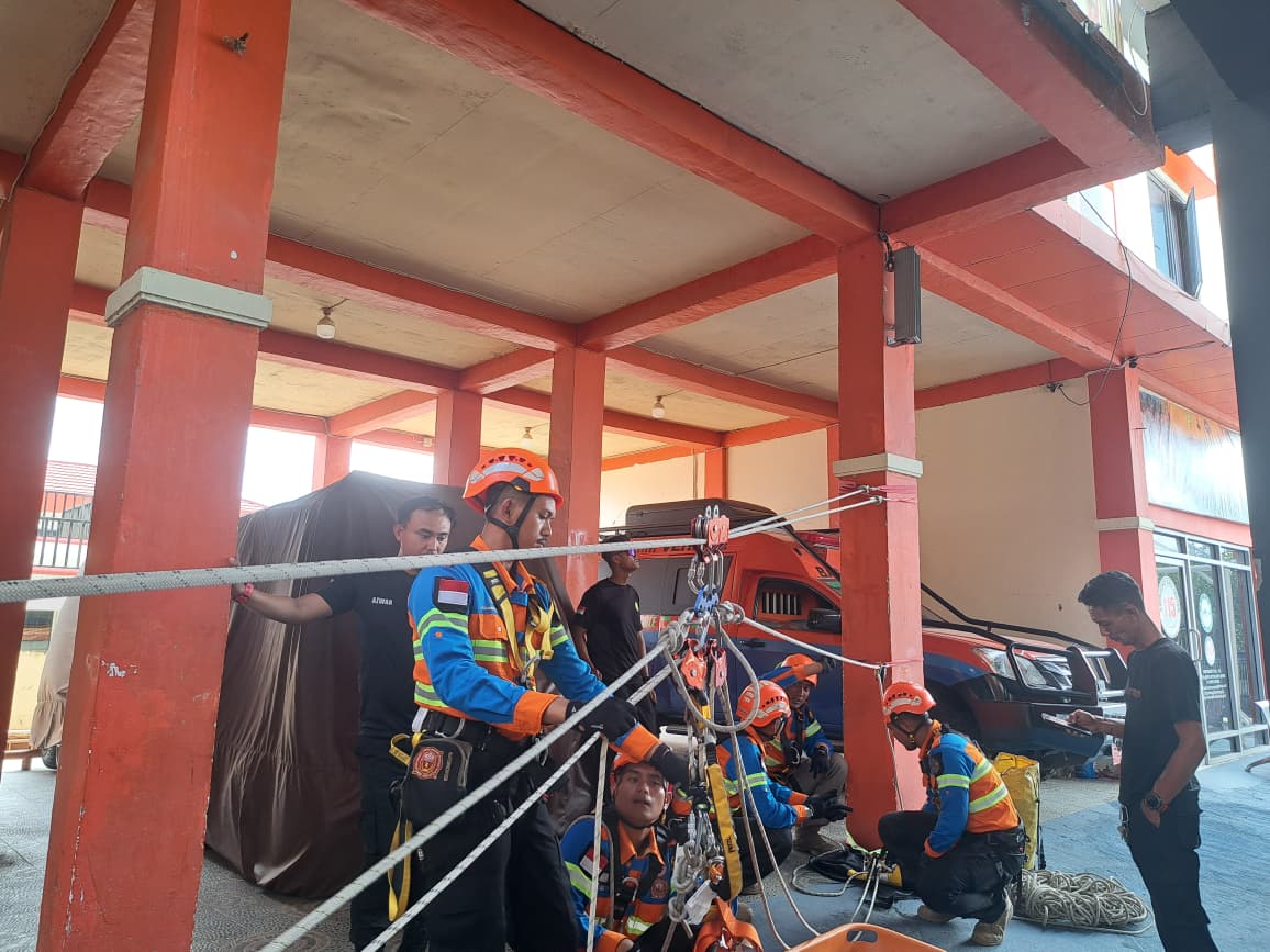 Basarnas Palu Latih Tim Emergency Response Team Hadapi Indonesian Mining Rescue Competition (IMRC)