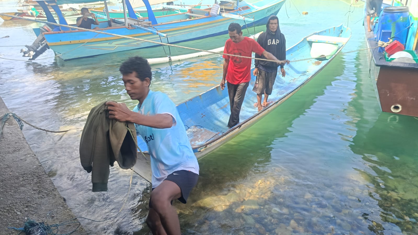 Tiga Warga yang Hilang Kontak dalam Perjalanan dari Banggai Kepulauan ke Taliabu Ditemukan Selamat