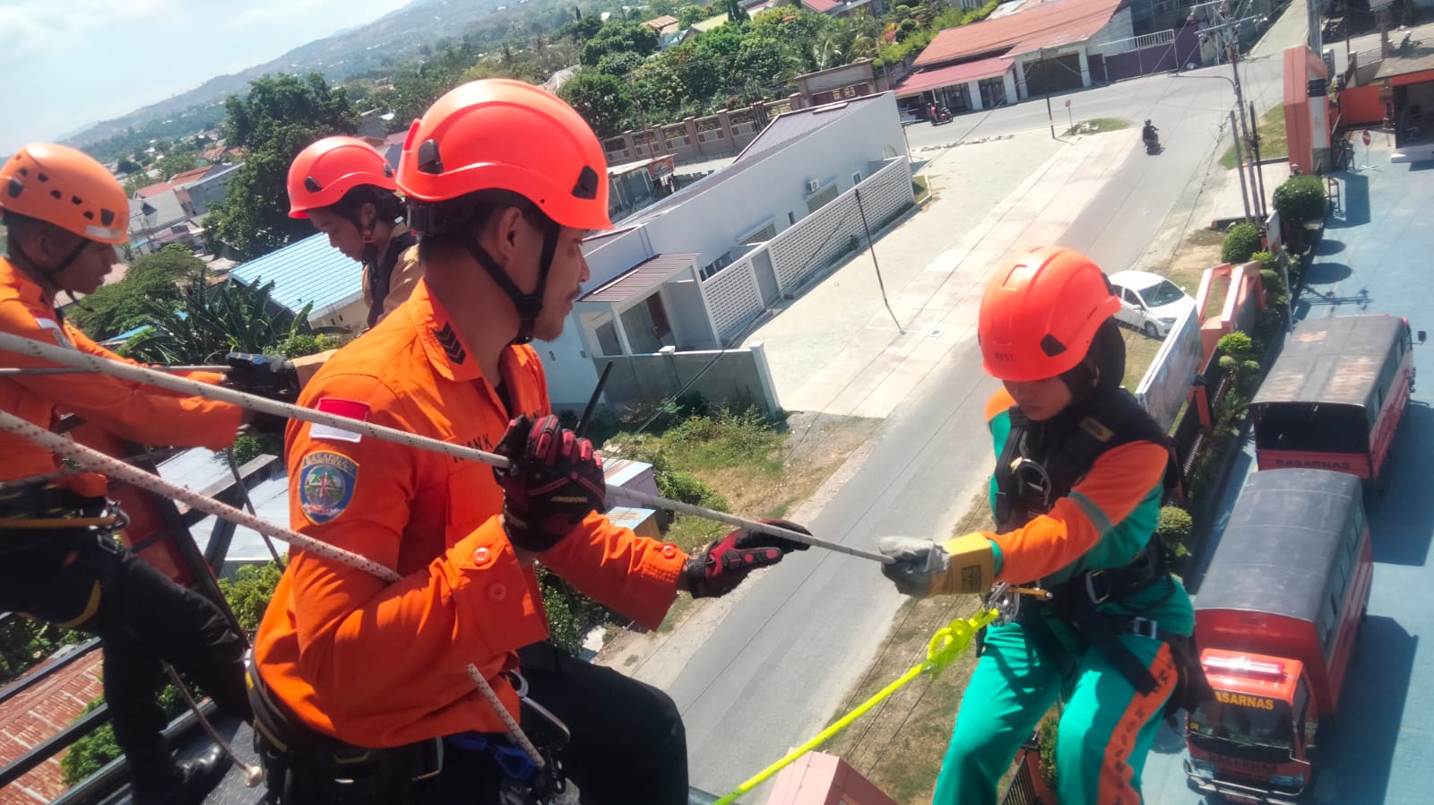 Kantor Pencarian dan Pertolongan Palu Edukasi Keselamatan kepada Pramuka SMAS YPST Porame